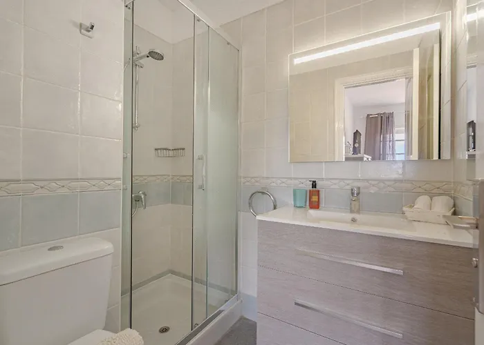 Апартаменты Balcon Smart Hi-end Services Media Streaming